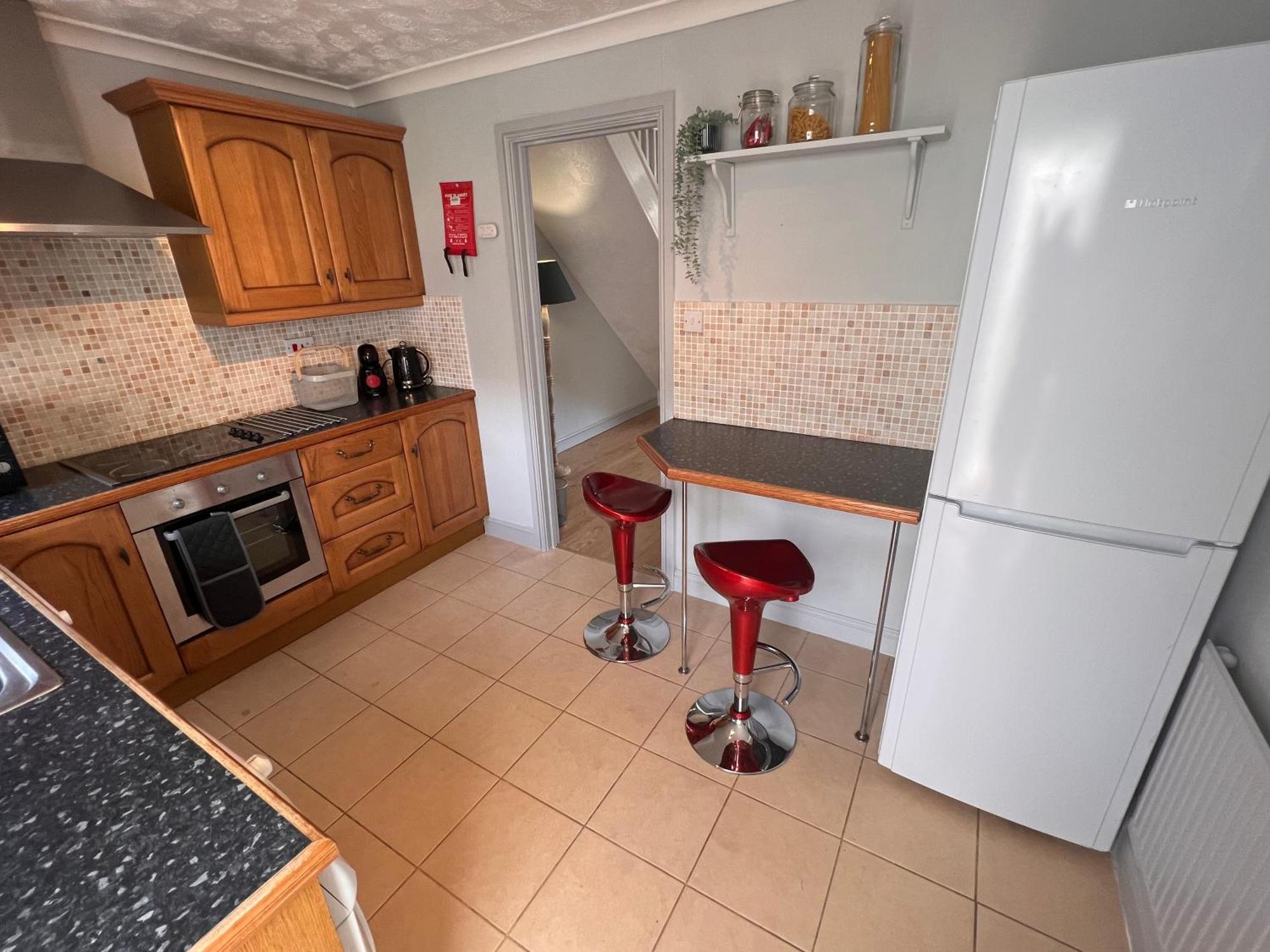 Contractors Or Family House - M1 Nottingham - Ikea Retail Park - Catkin Drive - 2 Bed Home With Driveway, Private Garden, Sleeps 4 - Tv'S In All Rooms Giltbrook Exterior foto