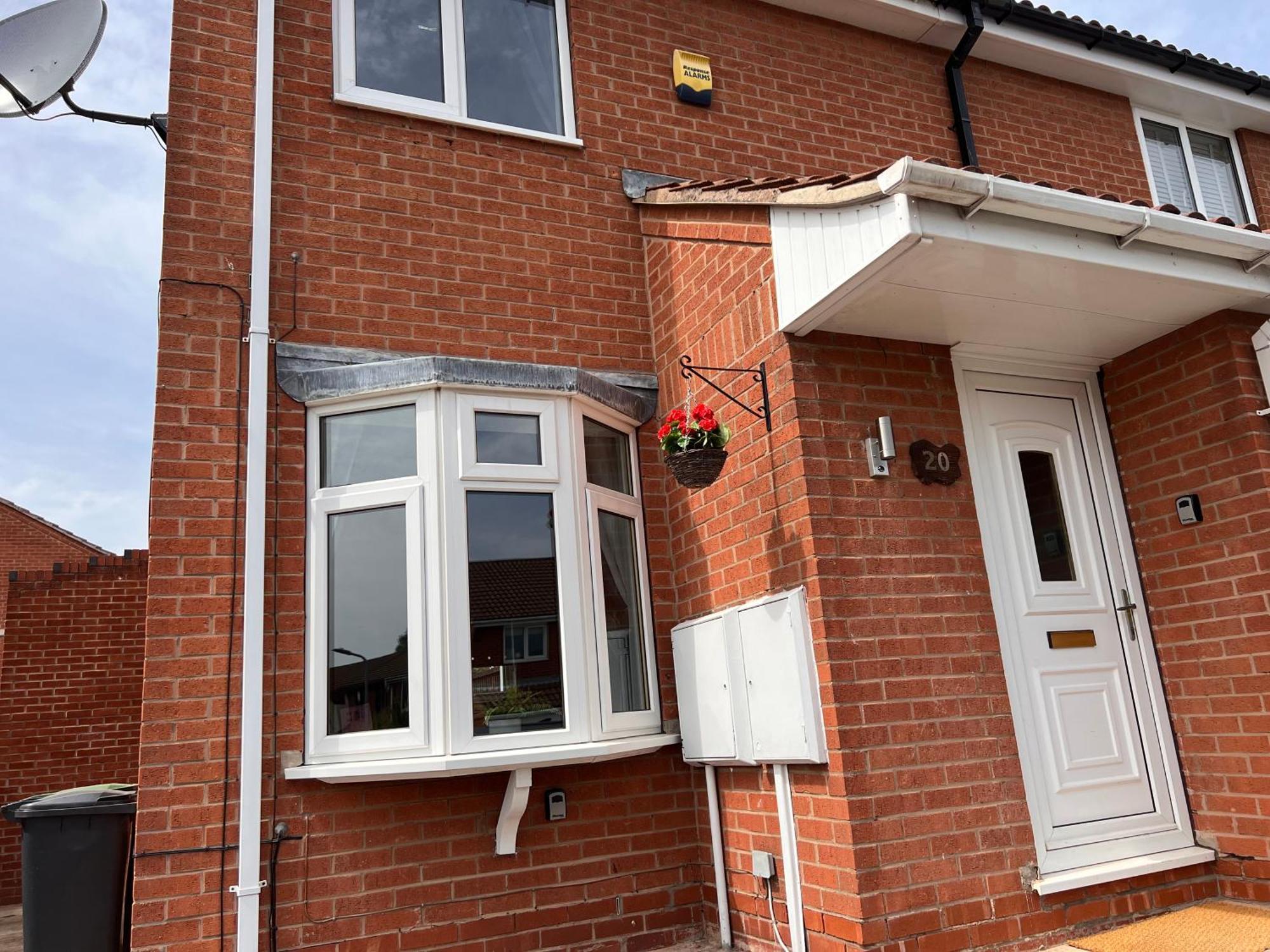 Contractors Or Family House - M1 Nottingham - Ikea Retail Park - Catkin Drive - 2 Bed Home With Driveway, Private Garden, Sleeps 4 - Tv'S In All Rooms Giltbrook Exterior foto